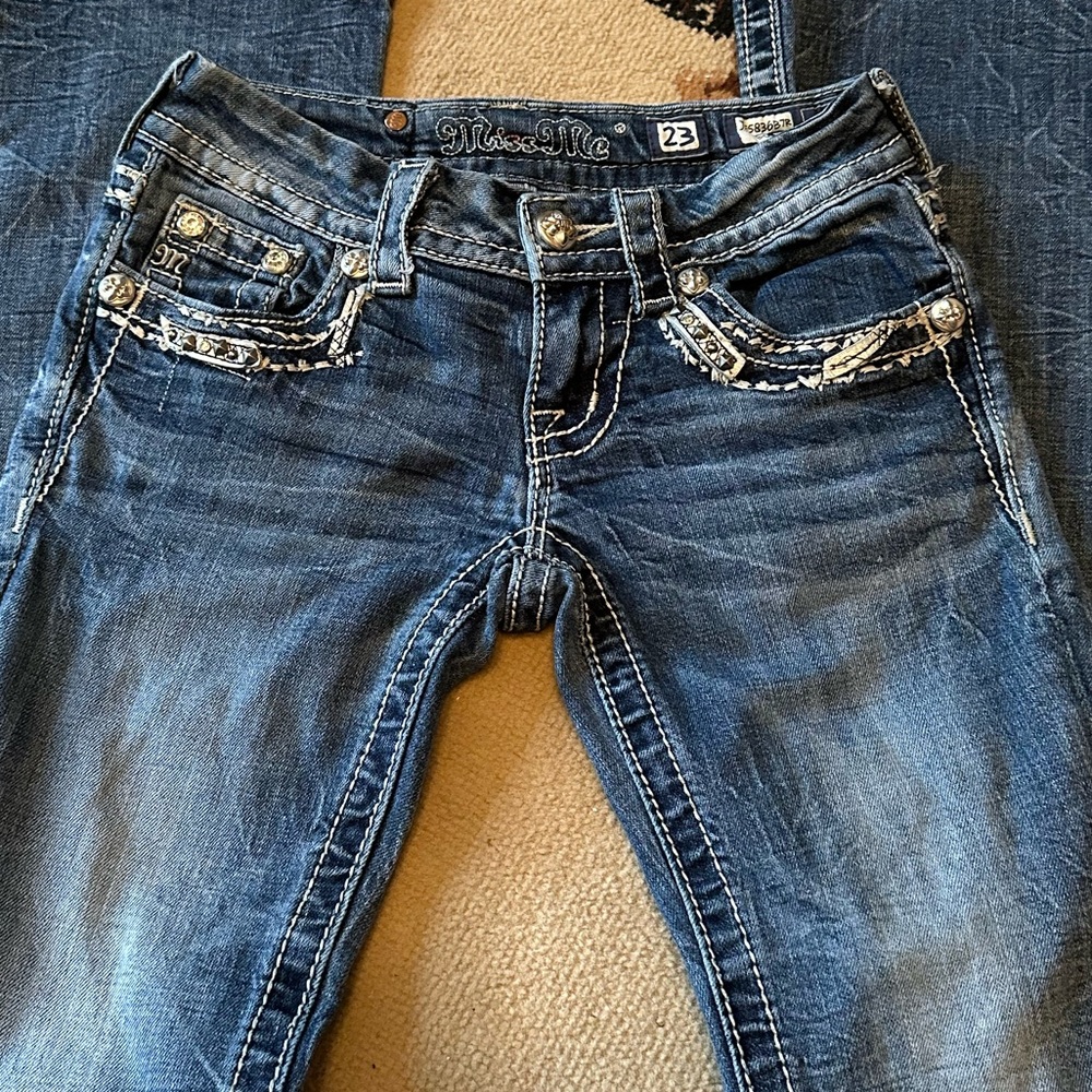 Size 23 Miss Me jeans